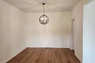 102 Mulholland Wy, North Haven, CT 06473 - Photo 11