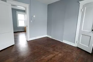 463 Logan St, Bridgeport, CT 06607 - Photo 3