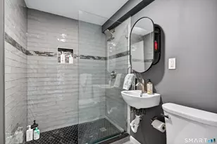 230 Six Rod Hwy, Hamden, CT 06518 - Photo 25