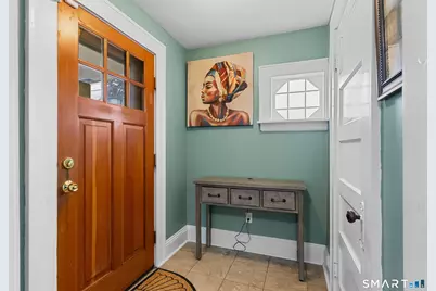 39 Woodcrest Avenue, Stratford, CT 06614 - Photo 3