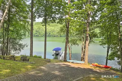 62 Riverford Road, Brookfield, CT 06804 - Photo 1
