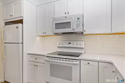 17 Artic Street #2, Greenwich, CT 06830 - Photo 9