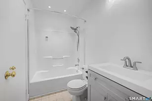 49 Deer Run, Bethel, CT 06801 - Photo 17