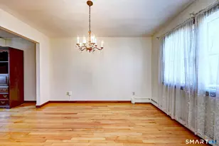 266 Mary Ellen Dr, Milford, CT 06460 - Photo 9