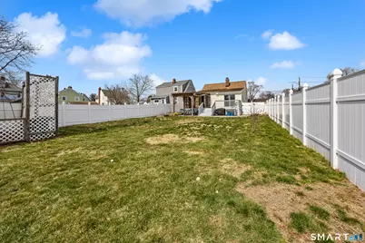 12 Elm Court, East Haven, CT 06512 - Photo 35