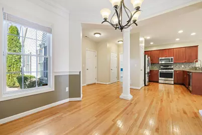 38 Brighton Park Way #38, Bloomfield, CT 06002 - Photo 3