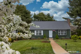 10 Runnymede Ln, Madison, CT 06443 - Photo 3