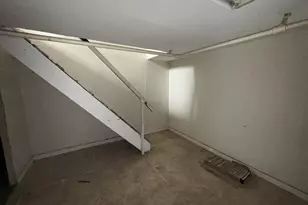 5 Ann Ave, Shelton, CT 06484 - Photo 9