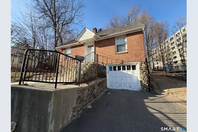 535 Chase Avenue, Waterbury, CT 06704 - Photo 1