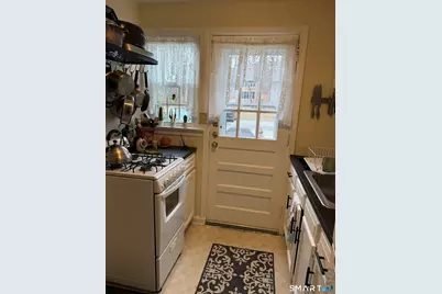 18 Bridge Street #APT 2C, Naugatuck, CT 06770 - Photo 7