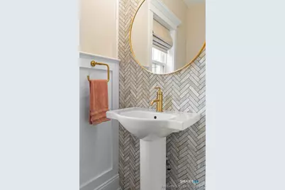 31 Soderman Way #31, Cheshire, CT 06410 - Photo 5