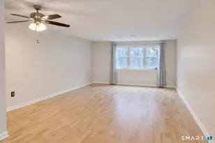 144 E Gate Ln, Hamden, CT 06514 - Photo 9