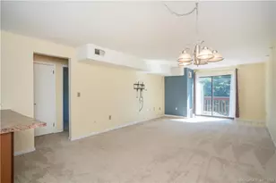 1401 Harbor View Dr, Rocky Hill, CT 06067 - Photo 9