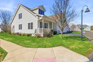 1 Fairfield Ct, Glastonbury, CT 06033 - Photo 3