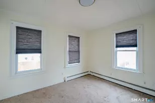 34 York St, Ansonia, CT 06401 - Photo 9