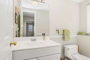 30 Rolling Wood Dr, Trumbull, CT 06611 - Photo 19