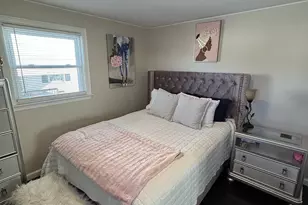 130 Round Hill Rd, Meriden, CT 06450 - Photo 13