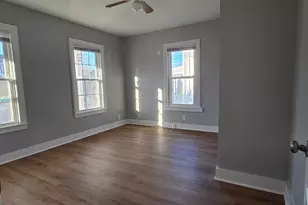 126 Tremont St, Ansonia, CT 06401 - Photo 11