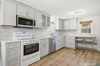 104 Price Boulevard, West Hartford, CT 06119 - Photo 3