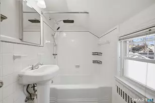 104 Price Blvd, West Hartford, CT 06119 - Photo 19