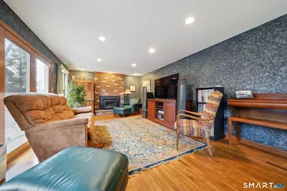 22 Knollwood Drive, Fairfield, CT 06824 - Photo 9
