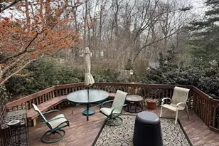 22 Knollwood Dr, Fairfield, CT 06824 - Photo 3