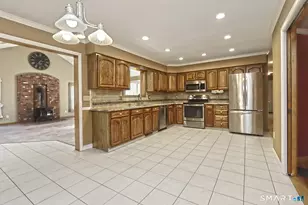 43 Squantuck Rd, Seymour, CT 06483 - Photo 11