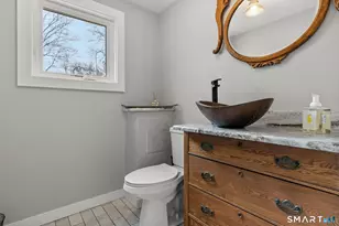 9 Juniper Ln, West Hartford, CT 06117 - Photo 15