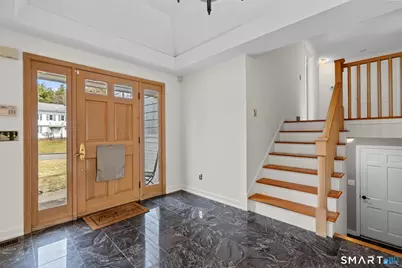 9 Juniper Lane, West Hartford, CT 06117 - Photo 3