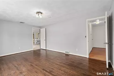 9 Juniper Lane, West Hartford, CT 06117 - Photo 29