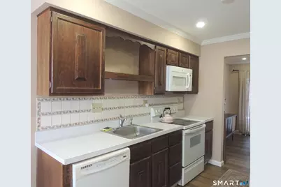 124 South Montowese Street #10, Branford, CT 06405 - Photo 5