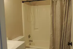 124 S Montowese St, Branford, CT 06405 - Photo 17