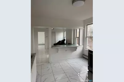 429 Summit Street #3rd floor, Hartford, CT 06106 - Photo 3