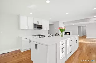 202 Hogan Rd, Hamden, CT 06518 - Photo 15