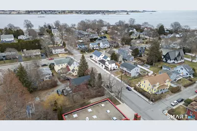 6 Lower Boulevard, New London, CT 06320 - Photo 9