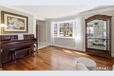 32 School House Hill, Burlington, CT 06013 - Photo 7