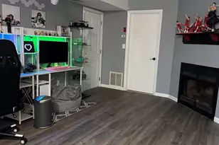 103 Peddlars Dr, Branford, CT 06405 - Photo 7