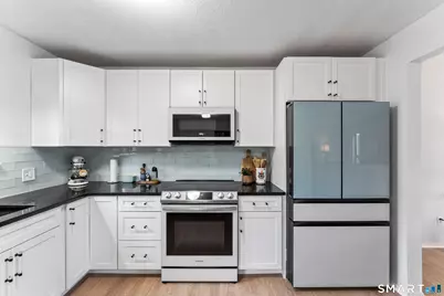 640 Heritage Village #B, Southbury, CT 06488 - Photo 11