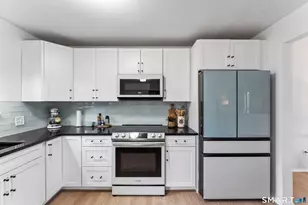 640 Heritage Vlg, Southbury, CT 06488 - Photo 11