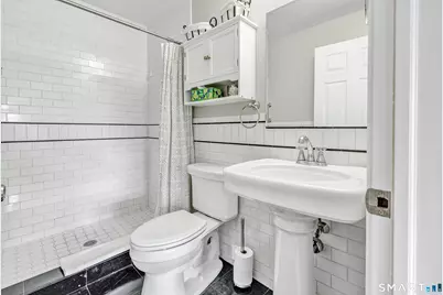 8 Koger Road, Trumbull, CT 06611 - Photo 19