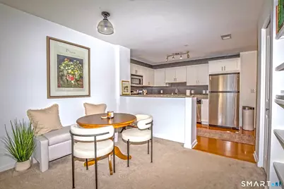 26 Schoolhouse Drive #308, West Hartford, CT 06110 - Photo 7