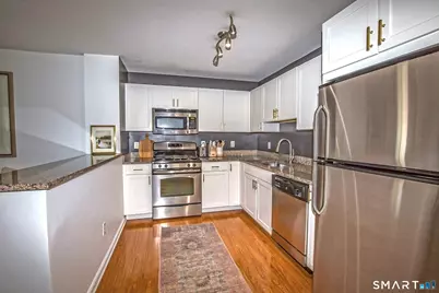 26 Schoolhouse Drive #308, West Hartford, CT 06110 - Photo 11