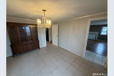 18 Lincoln Street, East Hartford, CT 06106 - Photo 9