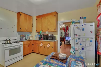 23 Summer Street, Waterbury, CT 06704 - Photo 9