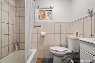 202 James St, Bridgeport, CT 06604 - Photo 7