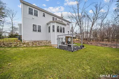 1049 Stillwater Road, Stamford, CT 06902 - Photo 27