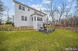 1049 Stillwater Rd, Stamford, CT 06902 - Photo 27