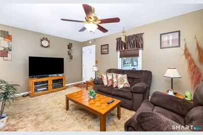 33 Winter Street, Plainville, CT 06062 - Photo 3