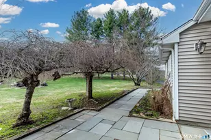 12 Quaker Ridge Rd, Sherman, CT 06784 - Photo 3