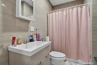 334 Saint John Street, New Haven, CT 06511 - Photo 17